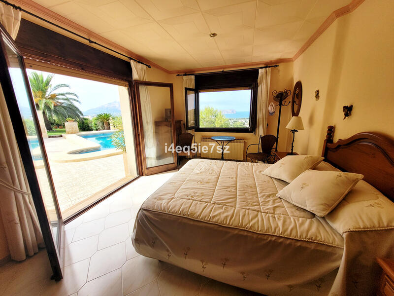 Villa en venta en Javea, Alicante