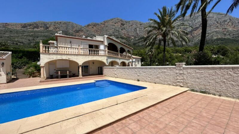 Villa en venta en Javea, Alicante