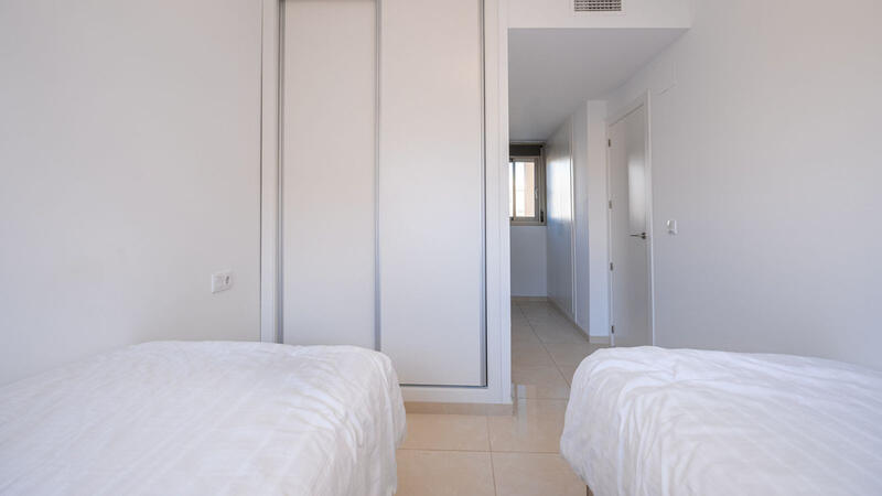 2 bedroom Apartment for sale