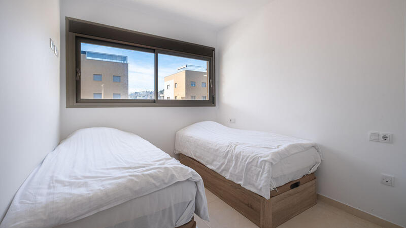 2 bedroom Apartment for sale