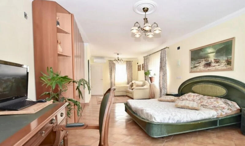 5 спальная комната вилла продается