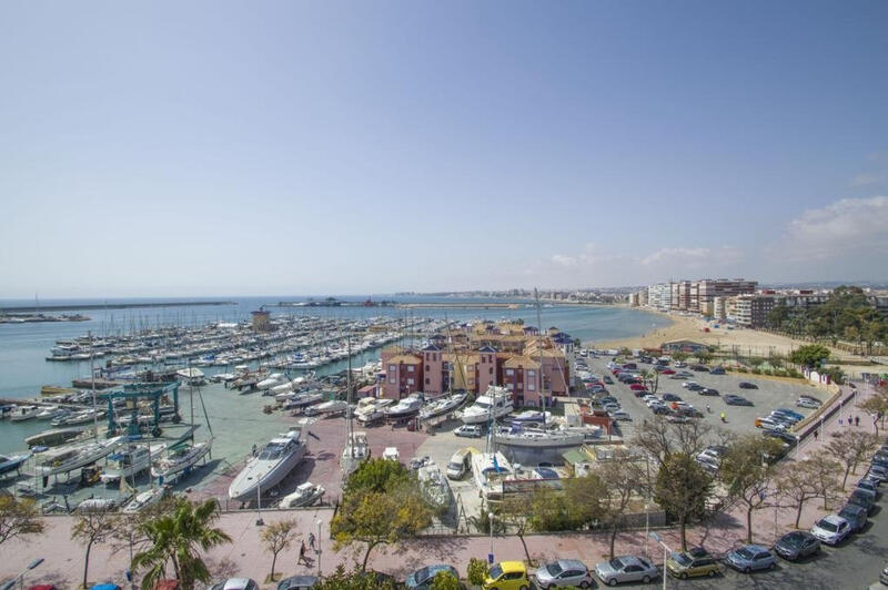3 bedroom Apartment for sale