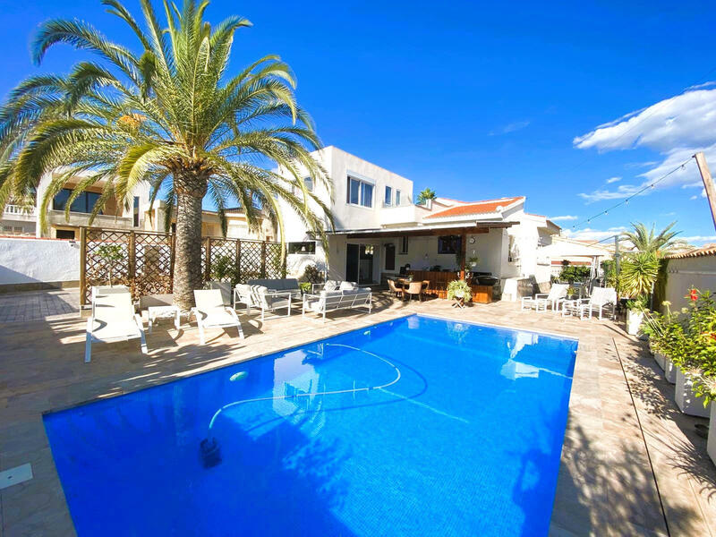 Villa til salg i Ciudad Quesada, Alicante