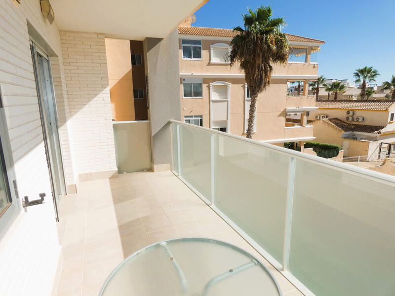 Apartment for sale in Cabo Roig, Alicante