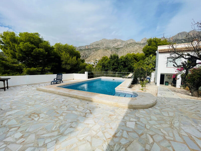 6 Schlafzimmer Villa zu verkaufen
