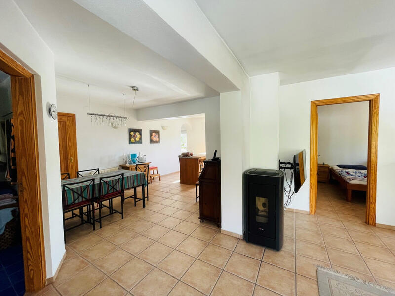 6 Schlafzimmer Villa zu verkaufen
