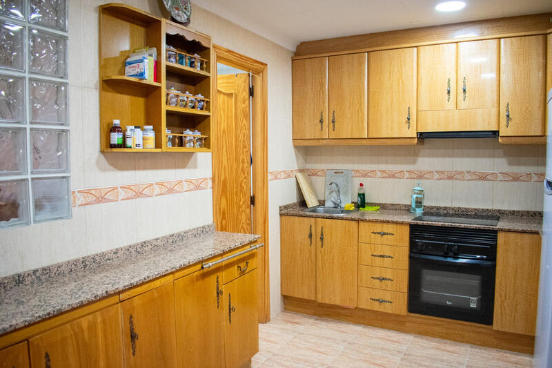 3 спальная комната вилла продается