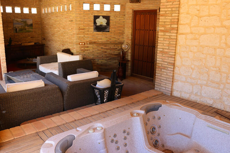 4 bedroom Villa for sale