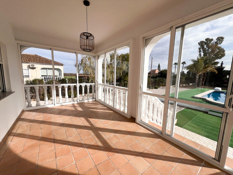 4 slaapkamer Villa Te koop