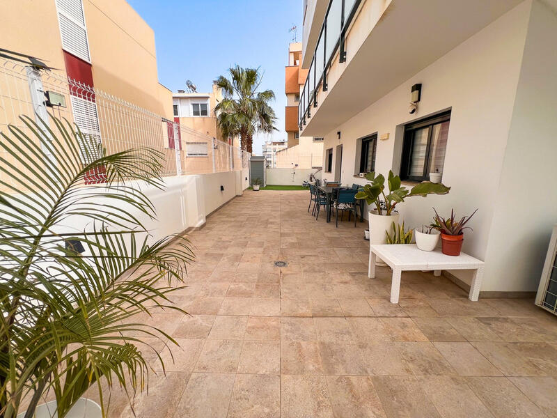 3 bedroom Apartment for sale
