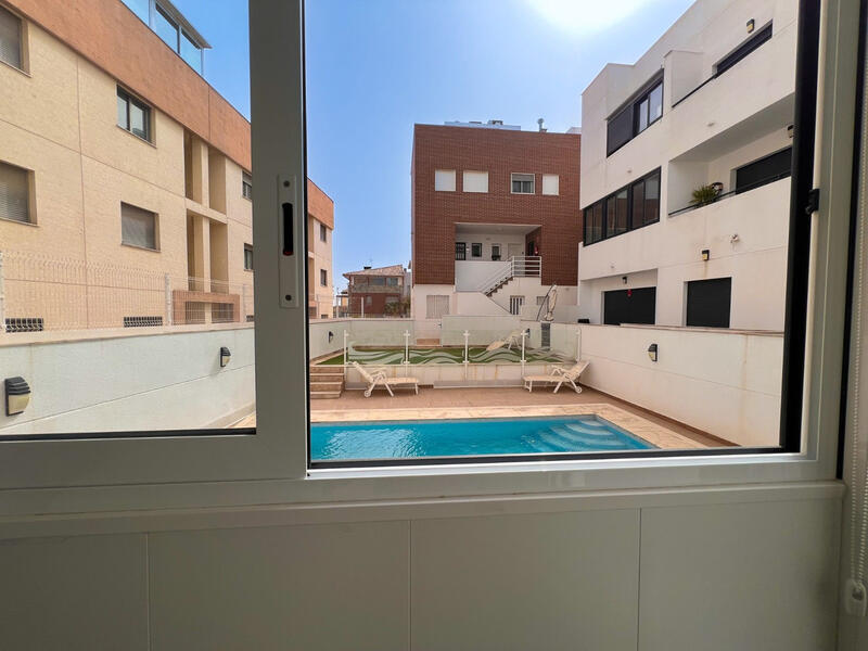 3 bedroom Apartment for sale