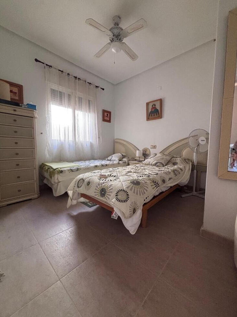 2 bedroom Townhouse for sale