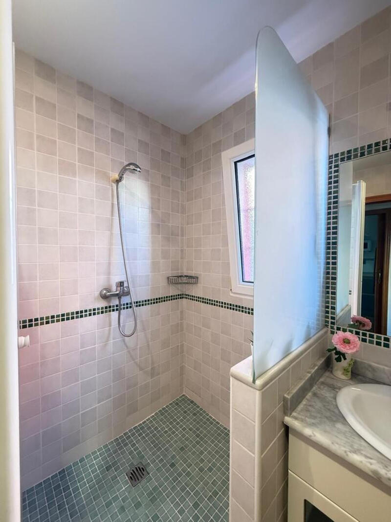 4 slaapkamer Villa Te koop