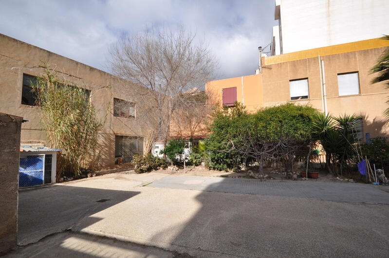 Maison de Ville à vendre dans Salinetas de Petrel, Alicante