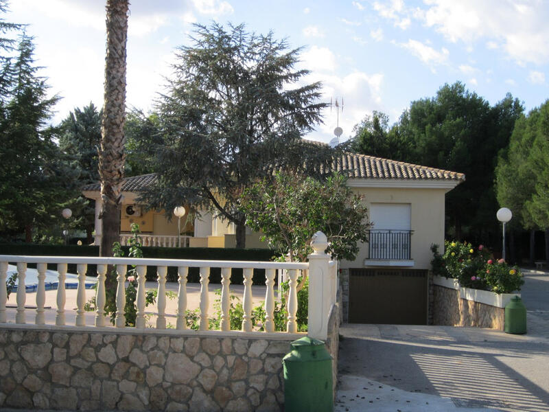 4 bedroom Villa for sale