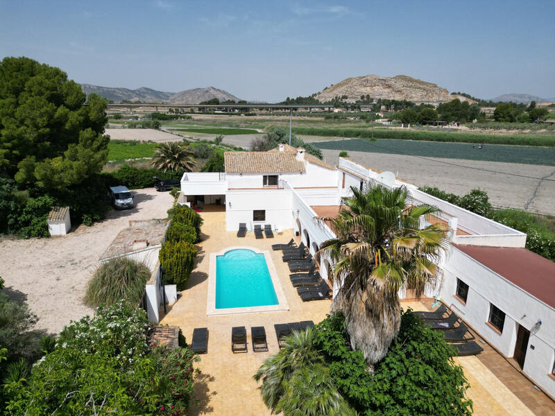 13 bedroom Villa for sale