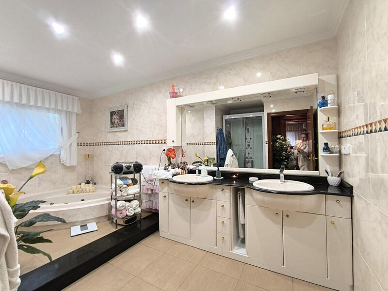 4 chambre Villa à vendre