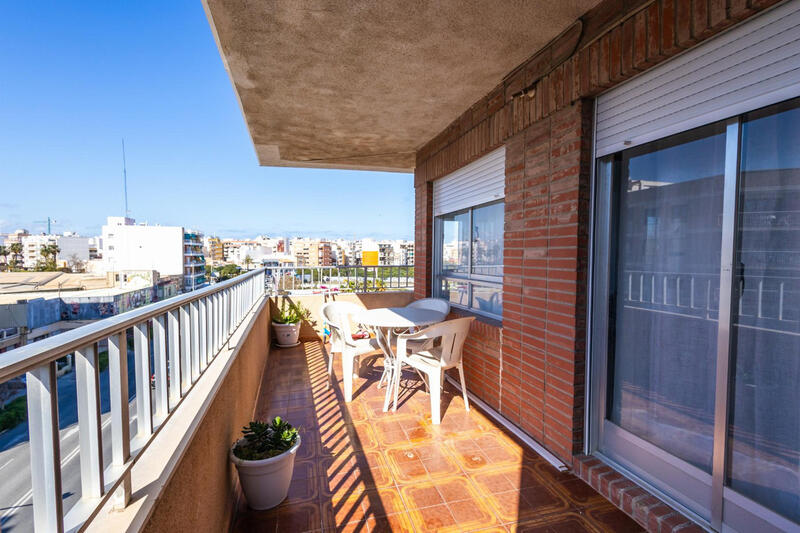 Apartamento en venta en Torrevieja, Alicante