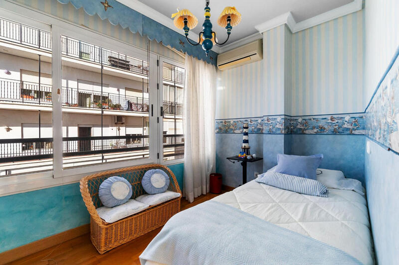 4 Schlafzimmer Appartement zu verkaufen