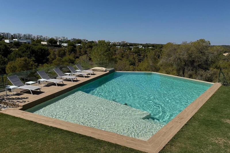 Lejlighed til salg i Las Colinas Golf, Alicante