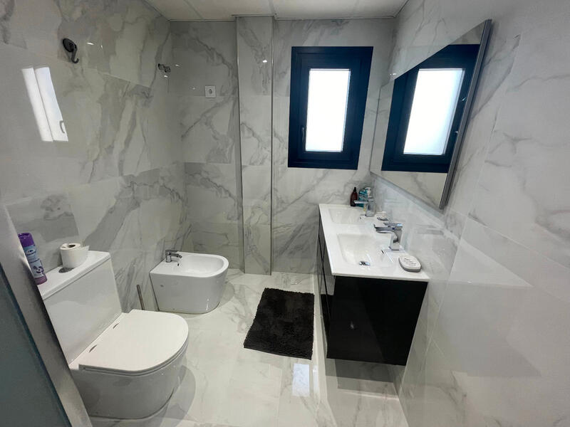 5 Cuarto Villa en venta