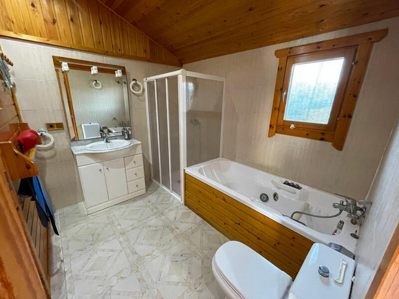 4 Cuarto Villa en venta