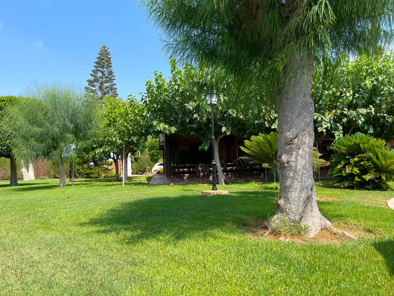 4 Cuarto Villa en venta