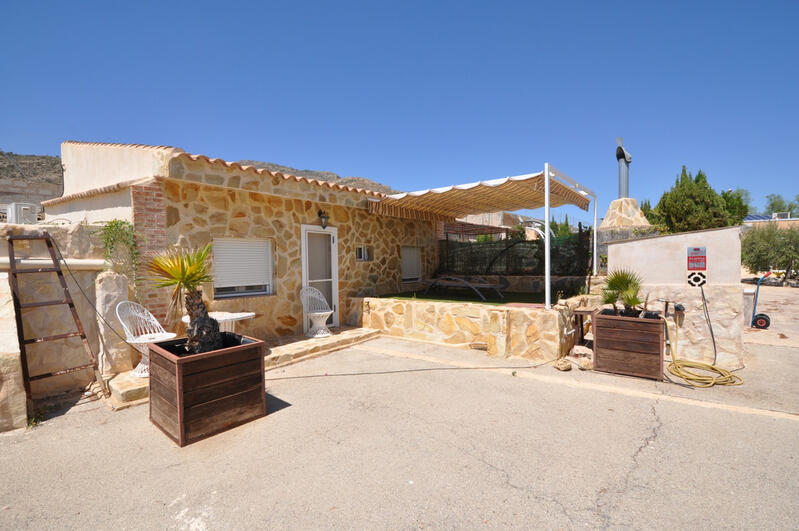5 bedroom Country House for sale