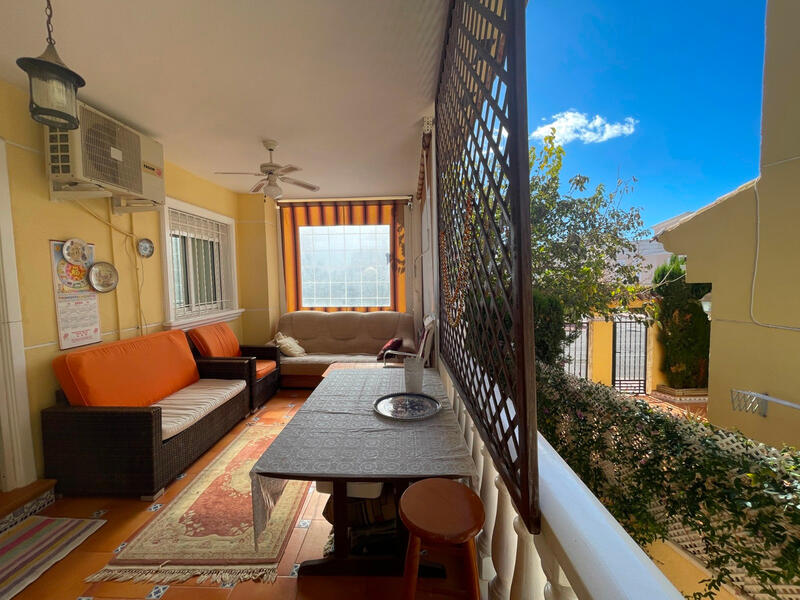 4 Cuarto Villa en venta
