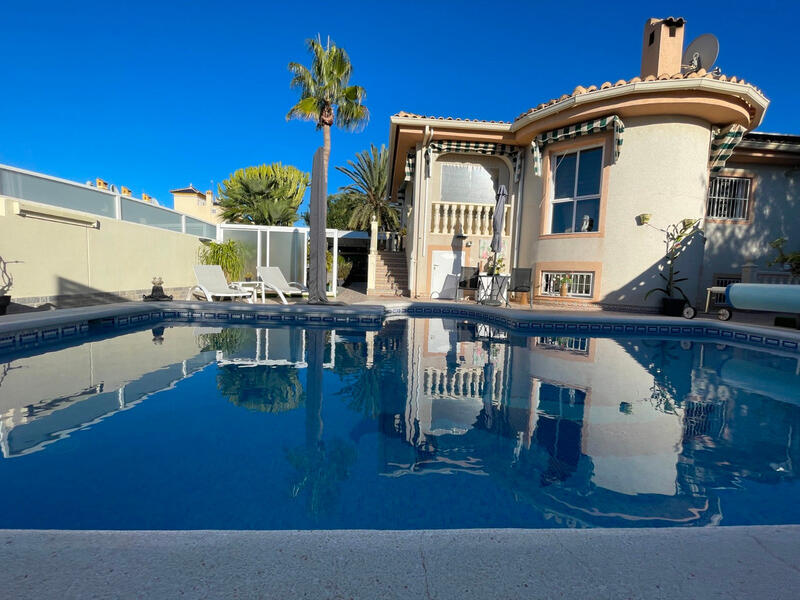 5 chambre Villa à vendre