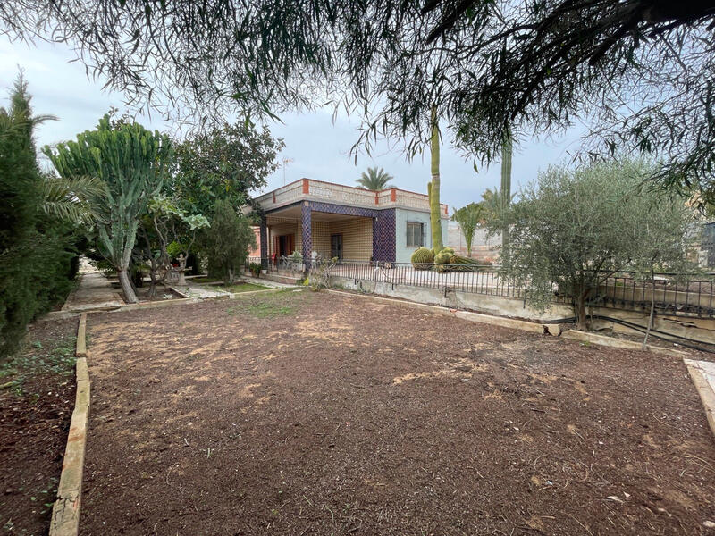 Villa Te koop in Elx/Elche, Alicante