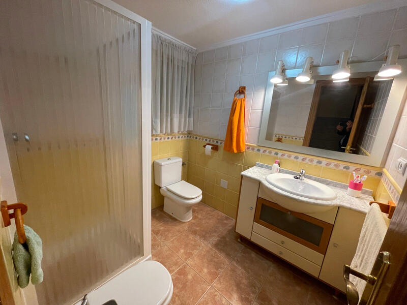 3 Schlafzimmer Stadthaus zu verkaufen