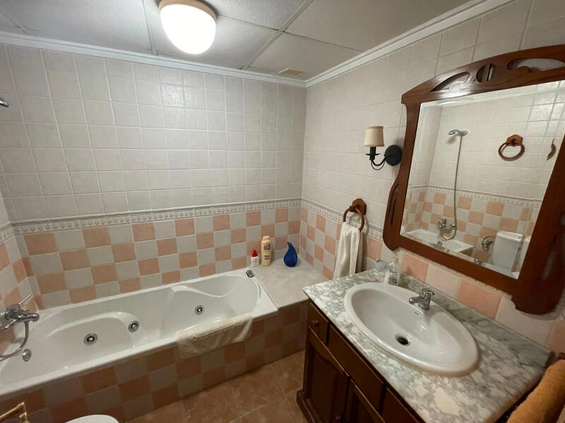 3 Schlafzimmer Stadthaus zu verkaufen