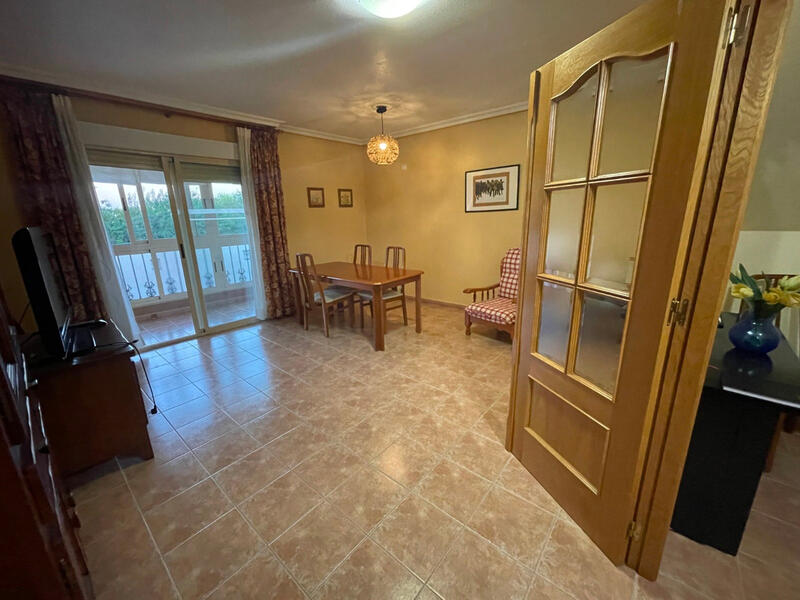 3 Schlafzimmer Stadthaus zu verkaufen
