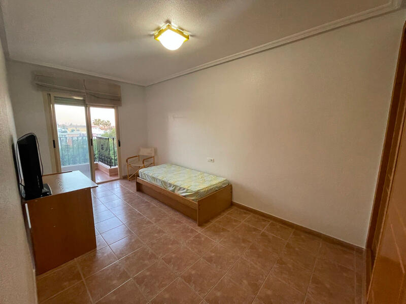 3 Schlafzimmer Stadthaus zu verkaufen