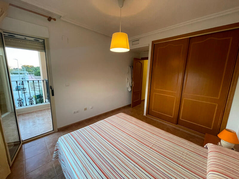 3 Schlafzimmer Stadthaus zu verkaufen