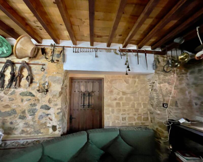 8 bedroom Country House for sale 8 bedroom Country House for sale