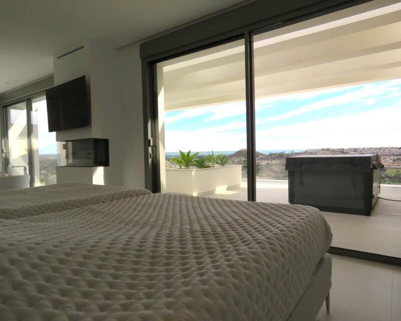 4 Schlafzimmer Villa zu verkaufen 4 Schlafzimmer Villa zu verkaufen