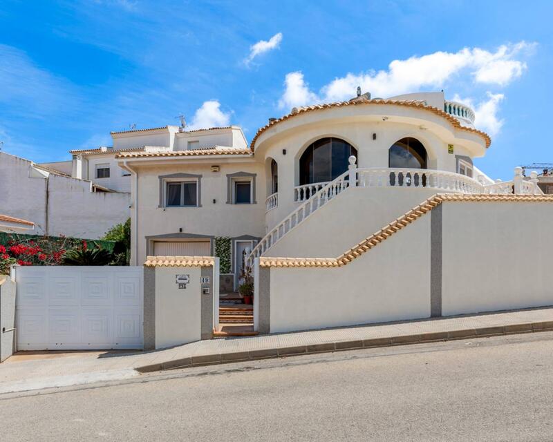 6 Schlafzimmer Villa zu verkaufen 6 Schlafzimmer Villa zu verkaufen