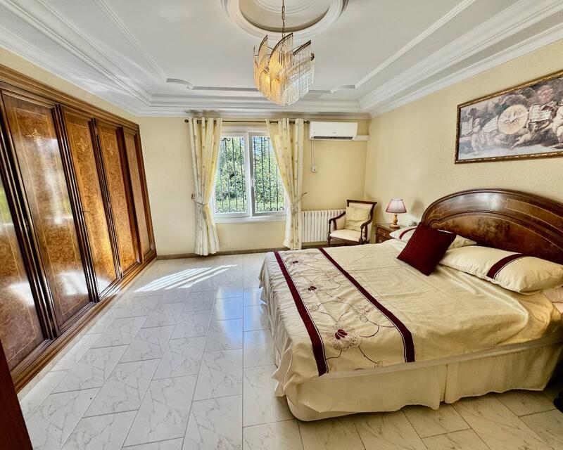 8 bedroom Country House for sale 8 bedroom Country House for sale