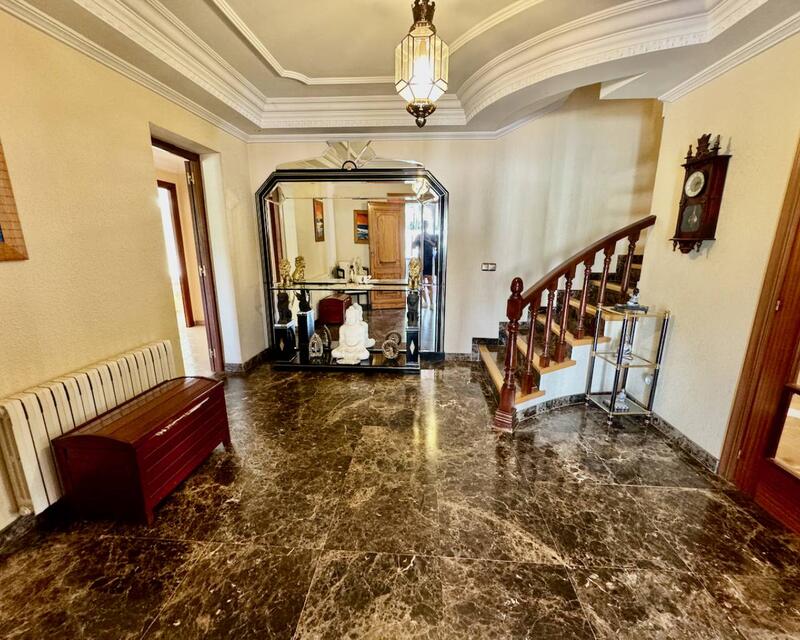 8 bedroom Country House for sale 8 bedroom Country House for sale