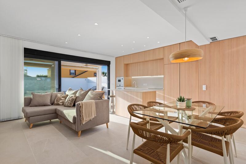 3 Schlafzimmer Villa zu verkaufen 3 Schlafzimmer Villa zu verkaufen