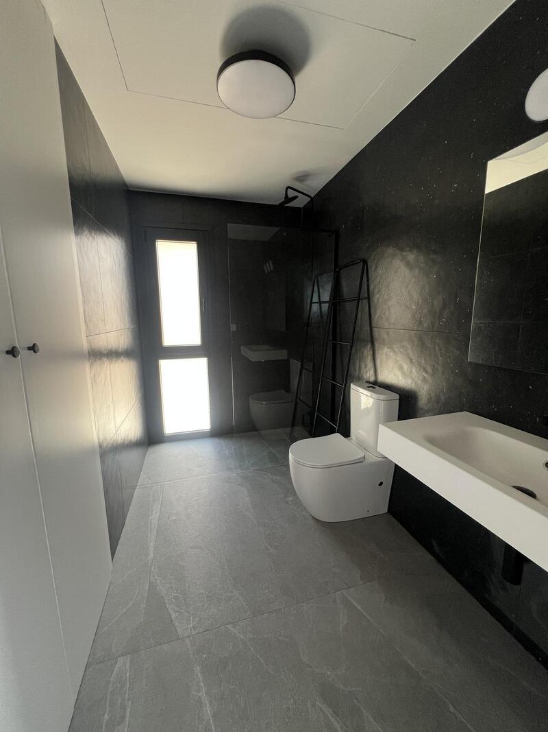 3 Schlafzimmer Villa zu verkaufen 3 Schlafzimmer Villa zu verkaufen