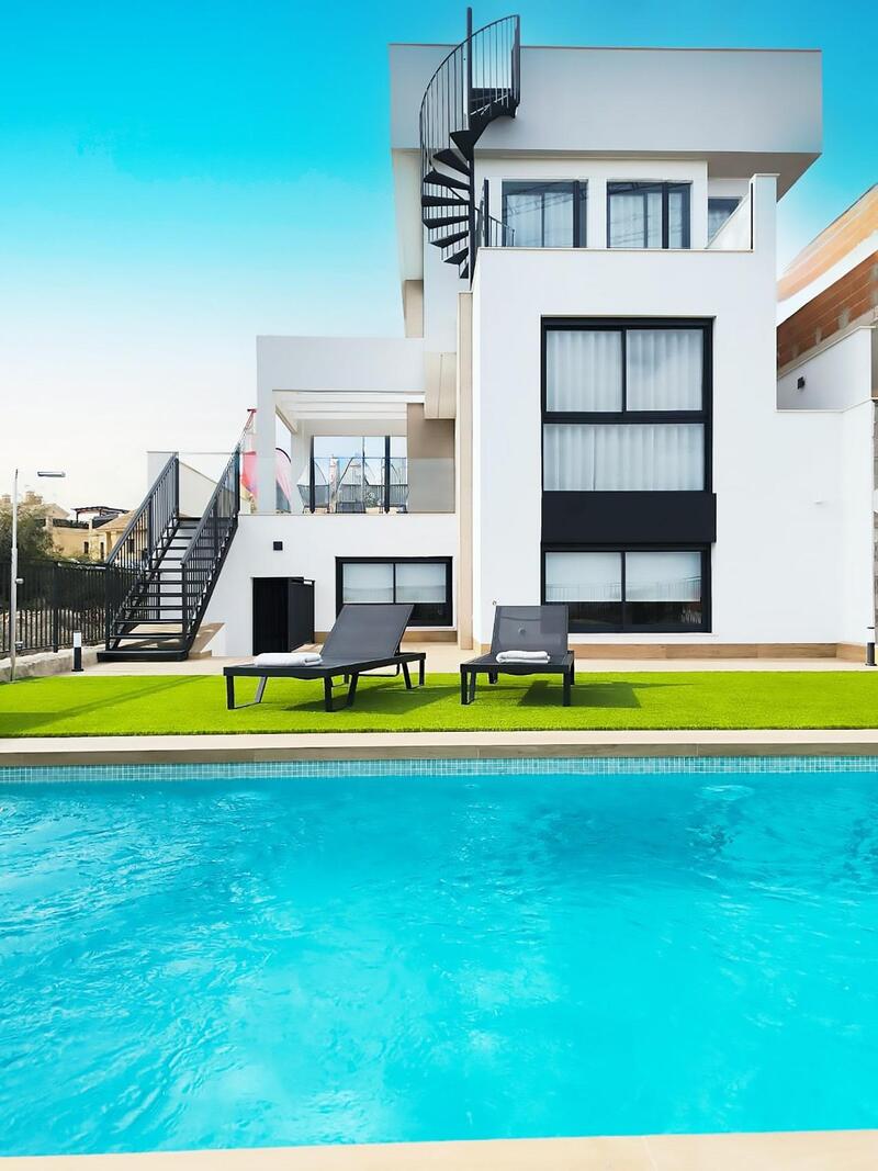 3 soveværelse Villa til salg i Algorfa, Alicante
