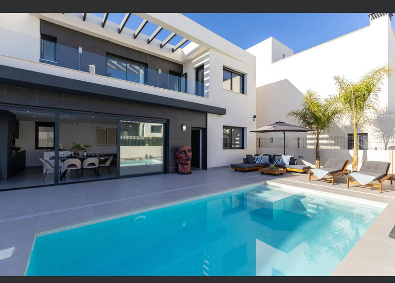 Villa till salu i Algorfa, Alicante