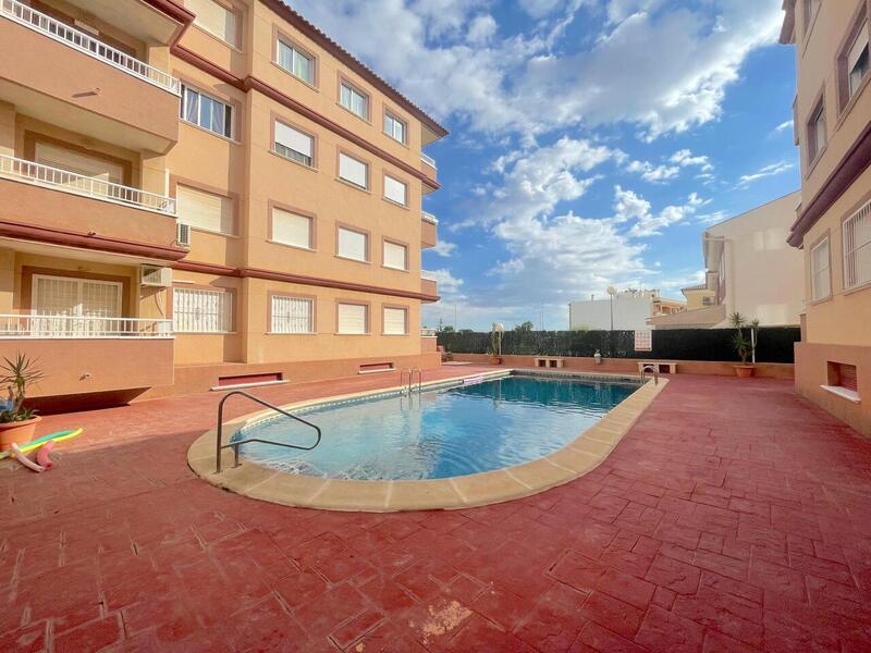 2 slaapkamer Appartement Te koop