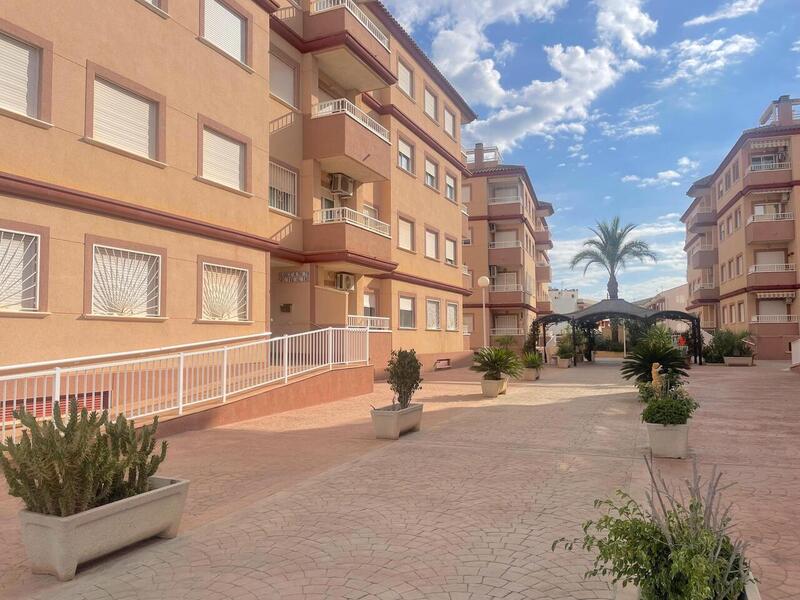 2 slaapkamer Appartement Te koop