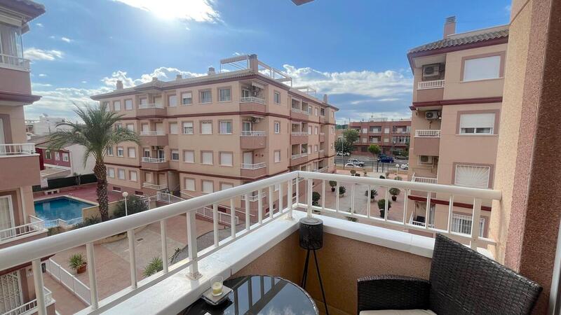 2 slaapkamer Appartement Te koop