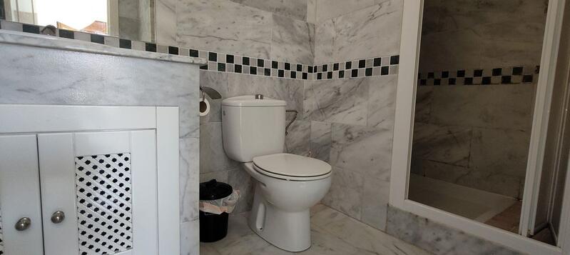 2 slaapkamer Appartement Te koop
