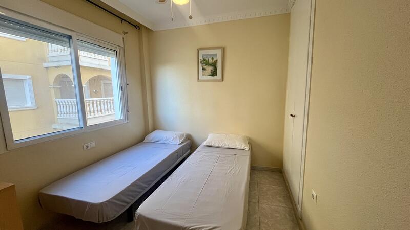 2 slaapkamer Appartement Te koop 2 slaapkamer Appartement Te koop